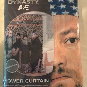 Duck Dynasty shower curtain